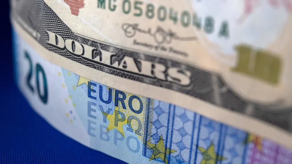 固收大咖埃里安：欧洲央行加息步伐将快于美联储，这意味着欧元兑美元将跌至平价