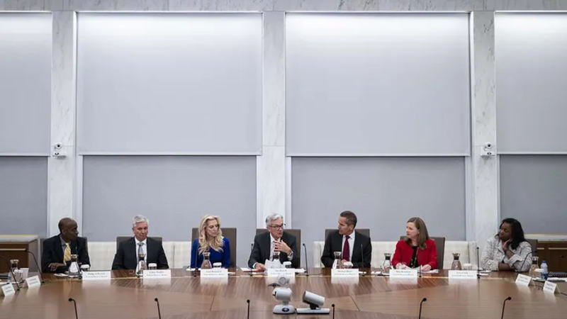 FOMC会议终极预览：最重要的是鲍威尔对年内降息前景的表述 - - 推迟or是否