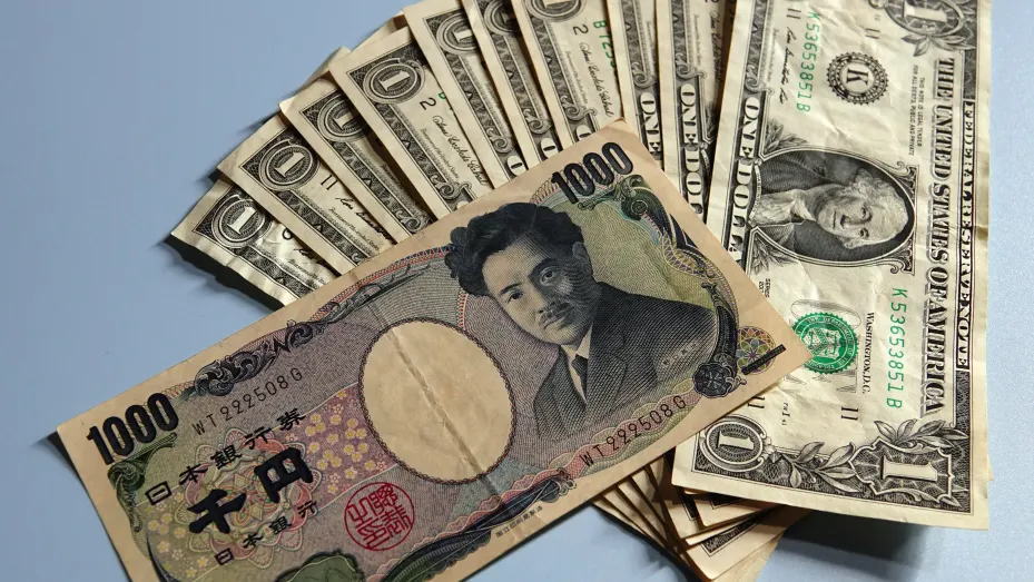 主要受美元和美债收益率下跌驱动，日元连续第二个交易日反弹