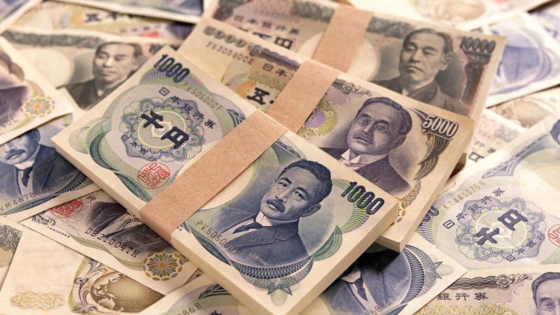 央行鸽派加息导致日元面临巨大贬值压力